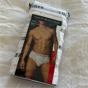 NWT! Men’s Tommy Hilfiger 4 Pack Classic Briefs- White, sz. L